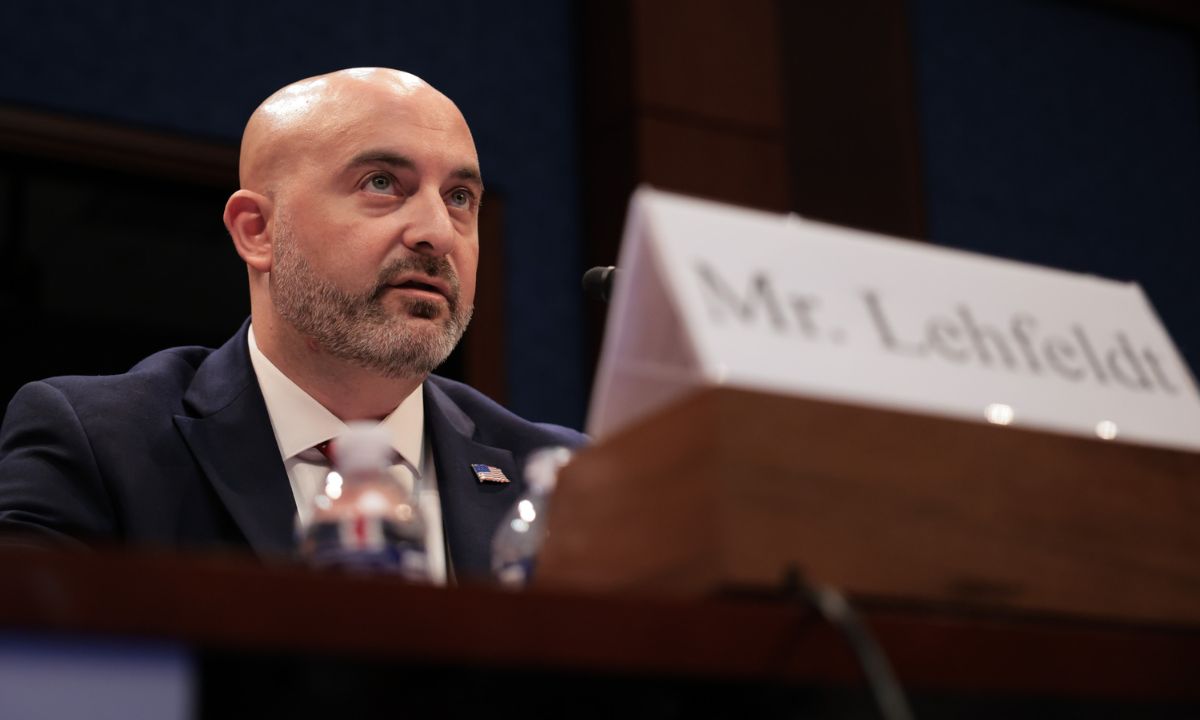 Shocking Showdown: Damien Lehfeldt Grilled After Woman Fencer’s Bold Protest Against Trans Opponent